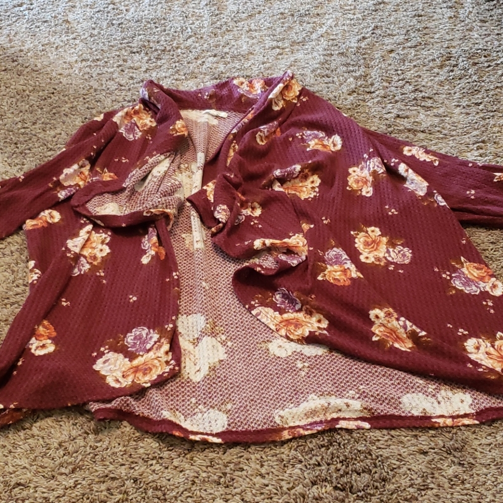 NWOT Floral Maurices Sweater
